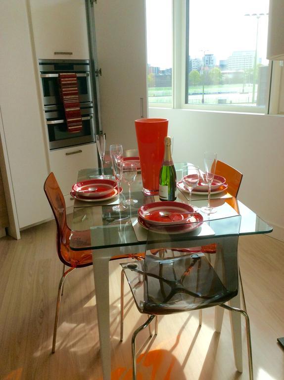 Gunwharf Quays Harbour Apartments بورتسماوث المظهر الخارجي الصورة